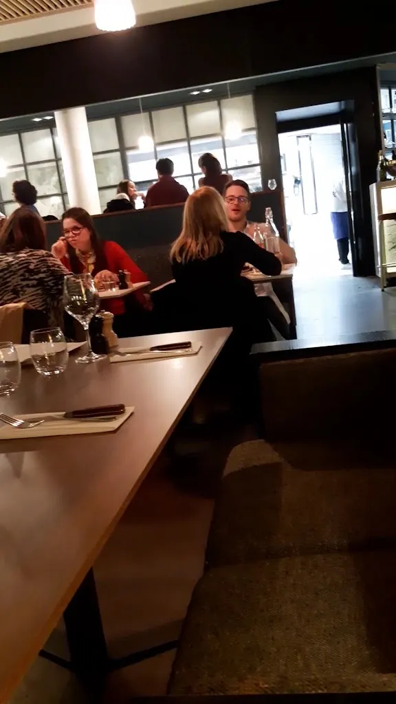 Café de la Musique_Paris_slider_image_2