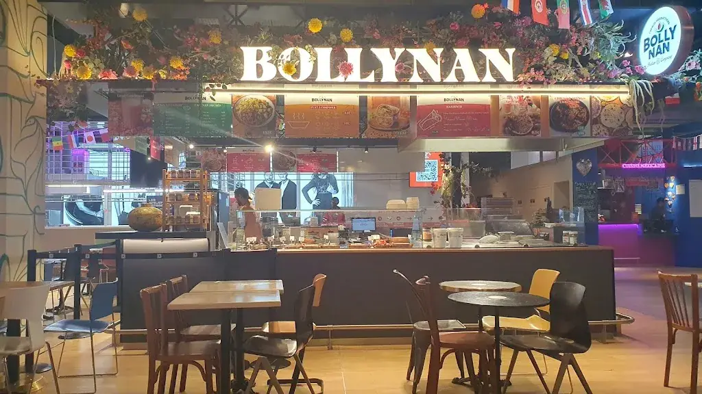 Narelle van der Wel_Bollynan streetfood indienne - La Villette_Paris_review