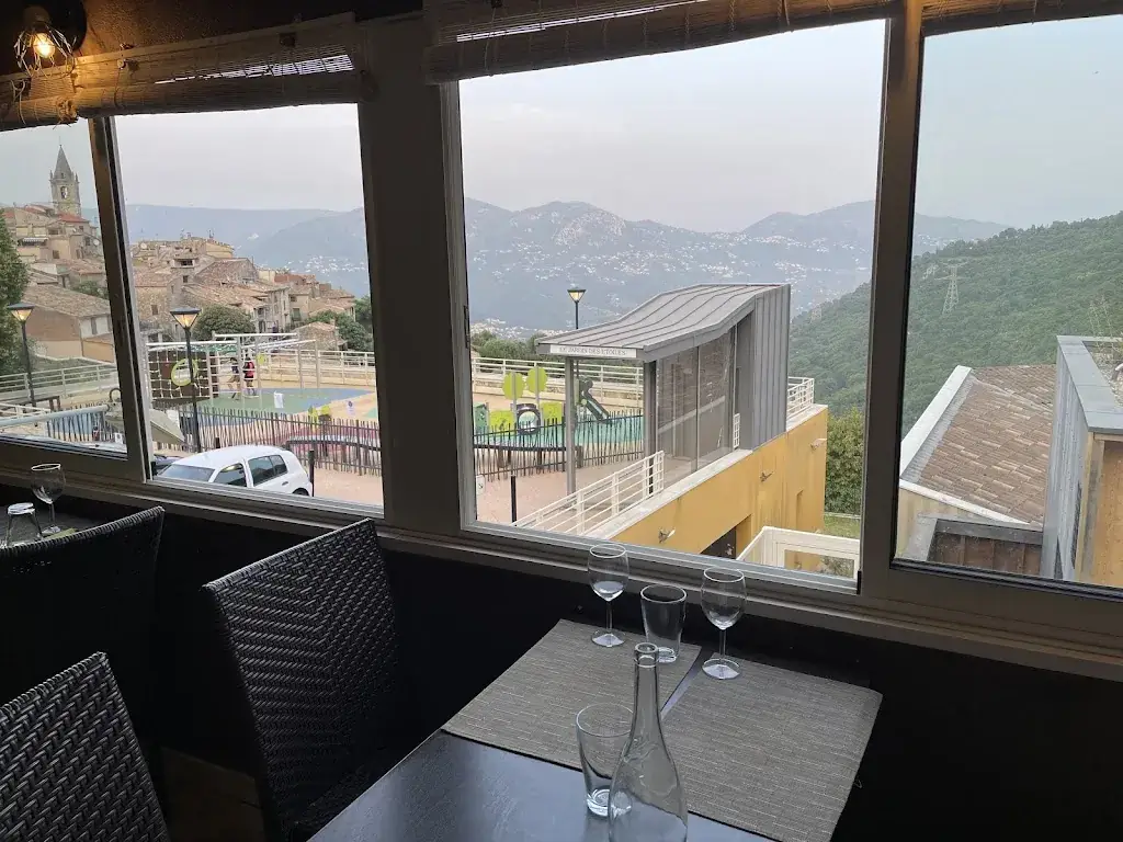 Franz Star_Restaurant L'estragon 06_Broc_recensione