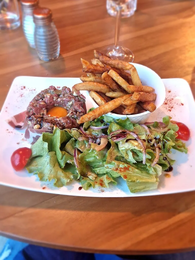 O’Coup d’envoi_Pont-Évêque_slider_image_2