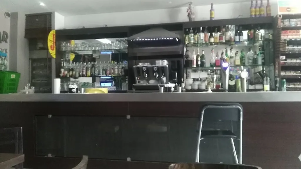 Bar Tabac du Cabot_Marseille_slider_image_3