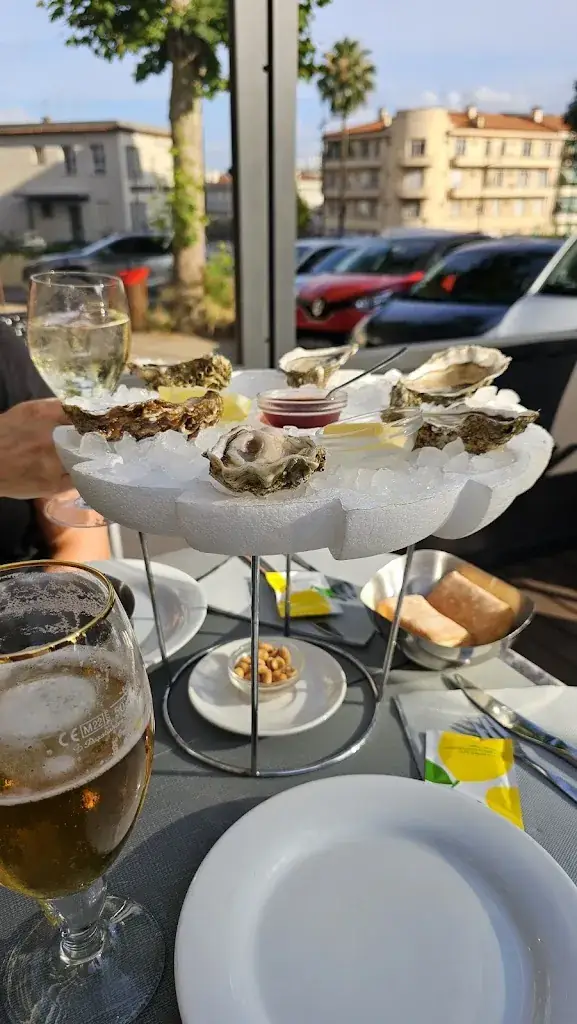 anrom 83_Le Rond Point_Cannet_review