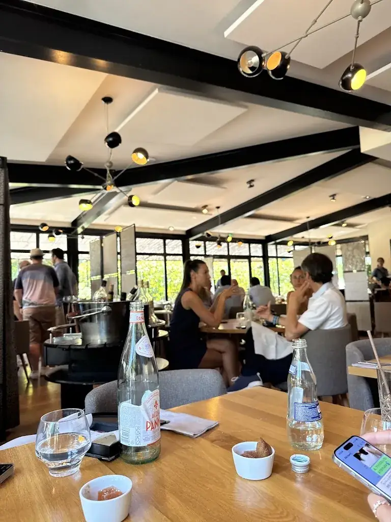 [SYSTEM101]_Le Bistrot Des Anges - Bastide Bruno Oger_Cannet_recensione