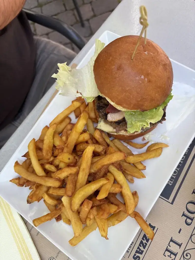 Mercedes Sonnet_Le Maypop_Laragne-Montéglin_review