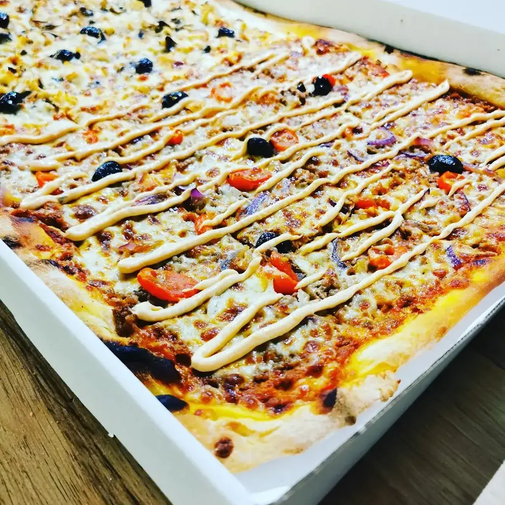 La Pizzaline_Laragne-Montéglin_slider_image_2