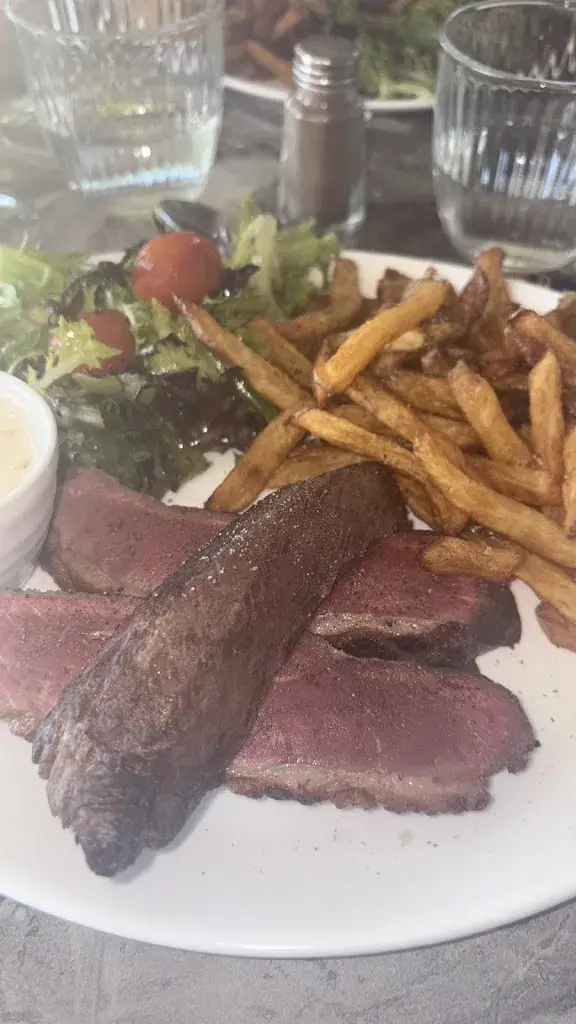 Cecile Kindts_Auberge Des Deux Vallees_Buëch-Méouge_recensione