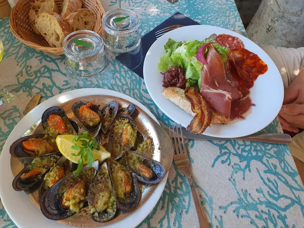 Le Pied de Nez_Castellet_slider_image_3