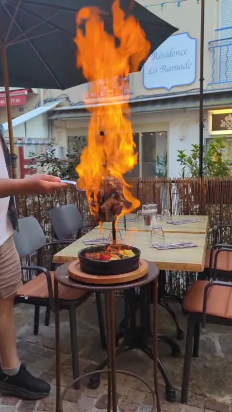 L'Emberluque_Lavandou_slider_image_2