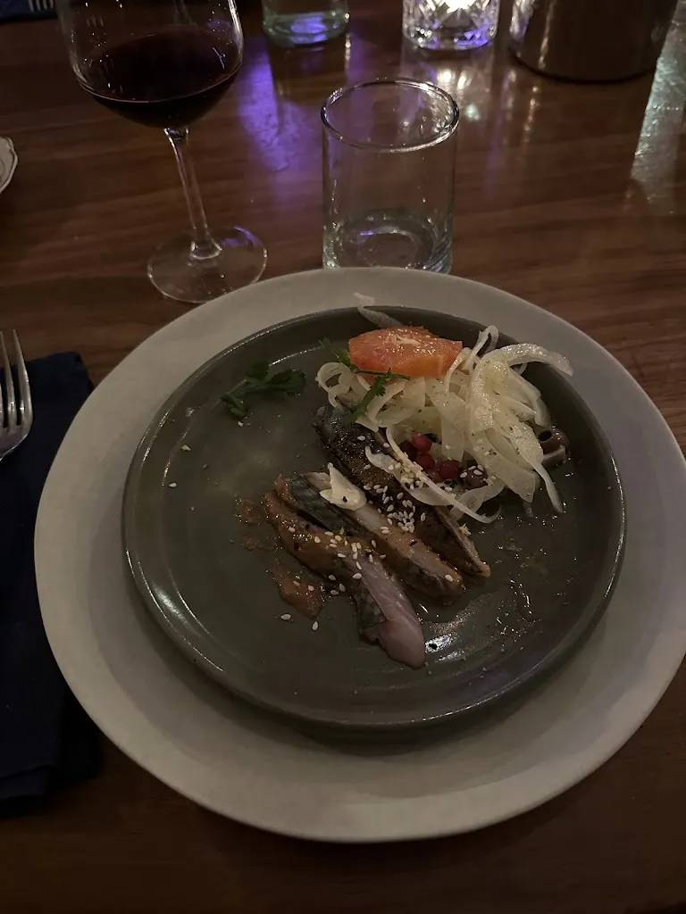 Camas Sutra_Marseille_slider_image_2