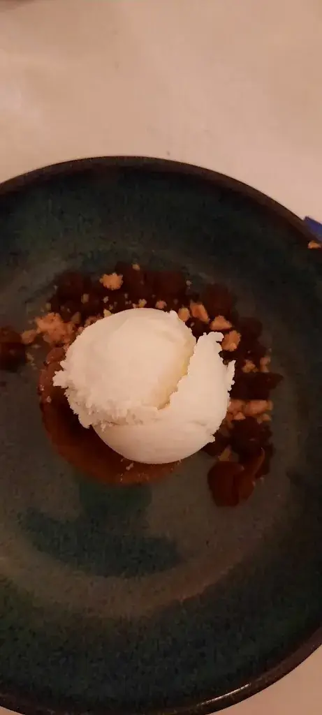 Laetitia Collisch_La Santita_Marseille_recensione