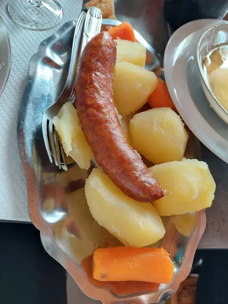 Le multi chez caty restaurant in Arnac