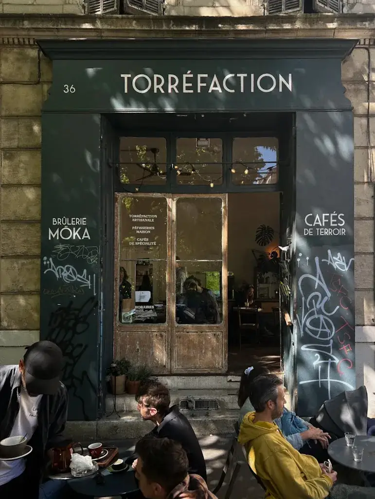 Ivan Kolar_La Brûlerie MÖKA_Marseille_review