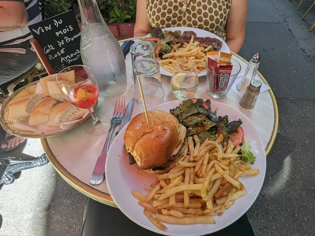 Brasserie Tabac Le Paoli_Marseille_slider_image_3