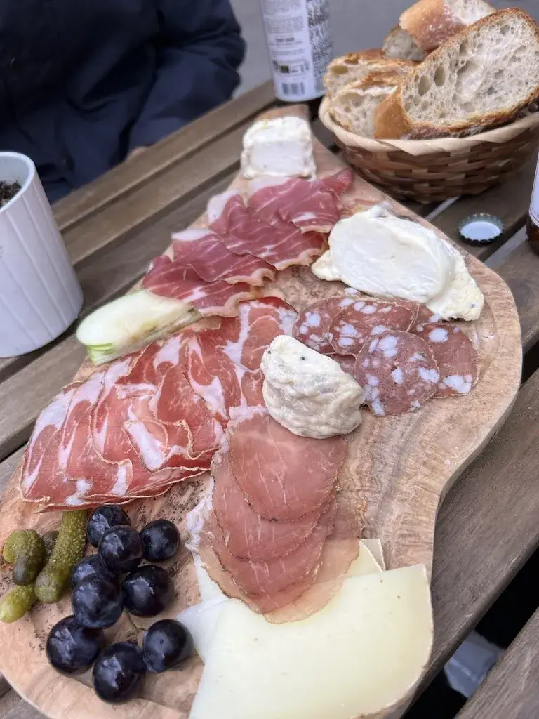 Alina_Chez Petit Jean_Marseille_review