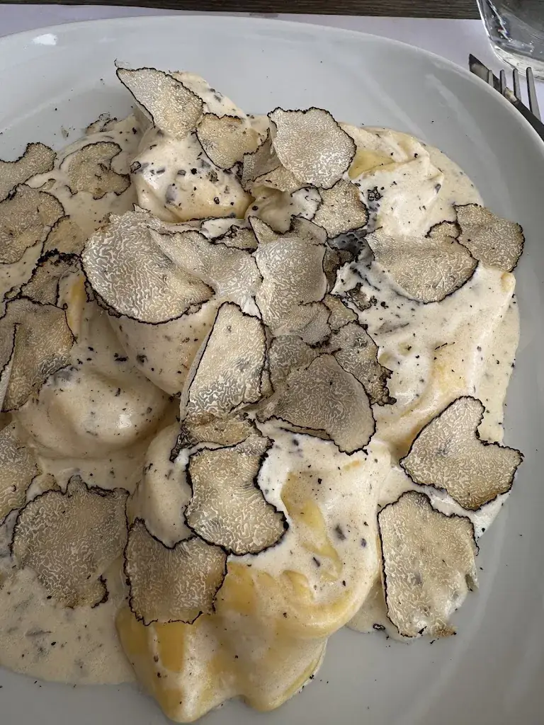 Eveline Rossi-Jackson_Gourd'I_Cannet-des-Maures_Bewertung