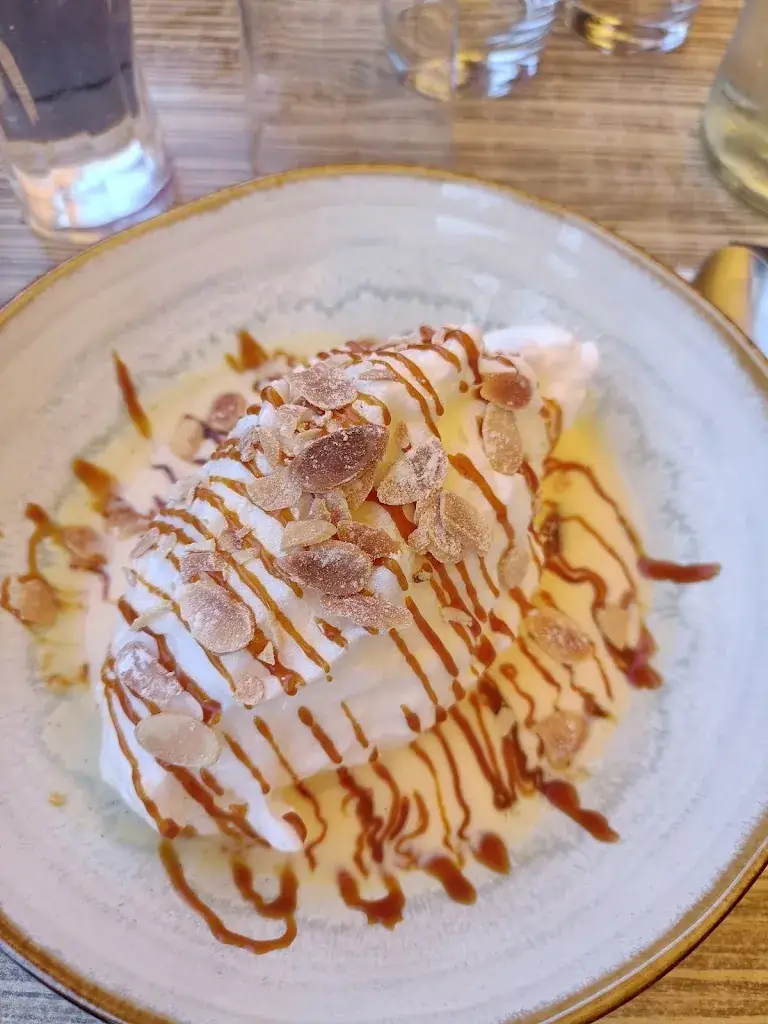 Armelle Tourel_Le J'S Brasserie_Luc_recensione