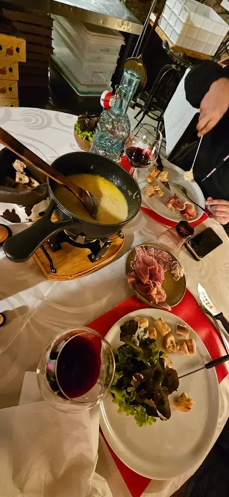 Restaurant Pizzeria Le Florette_Luc_slider_image_3