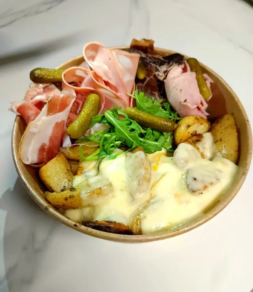 Menu_Extra pizzas_Cannet-des-Maures_image_5