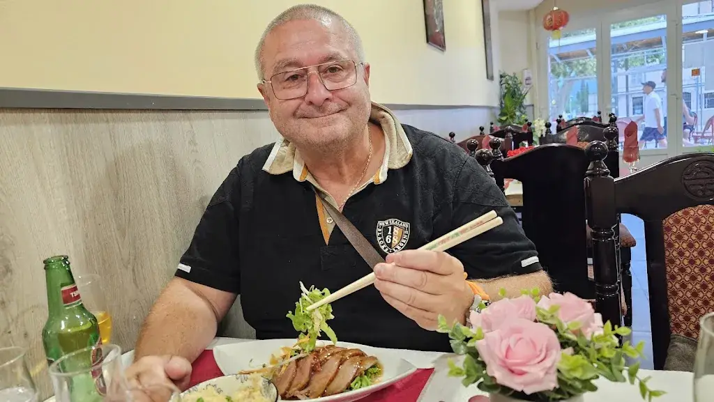 NELLY GARRETTA_Saigon bonheur 999_Luc_review