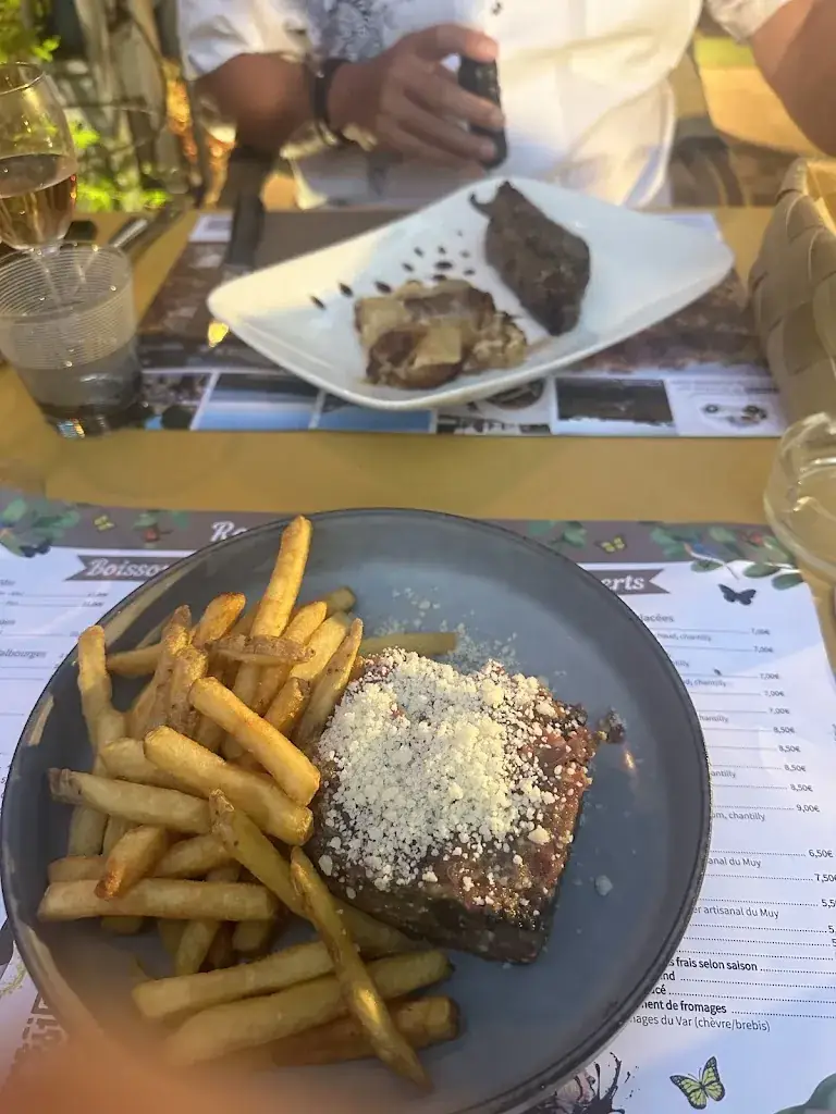 Andrew Chapman_Le Jardin Events_Muy_review