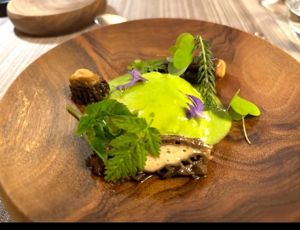 נויה תובל_Le Chazal_Monêtier-les-Bains_review