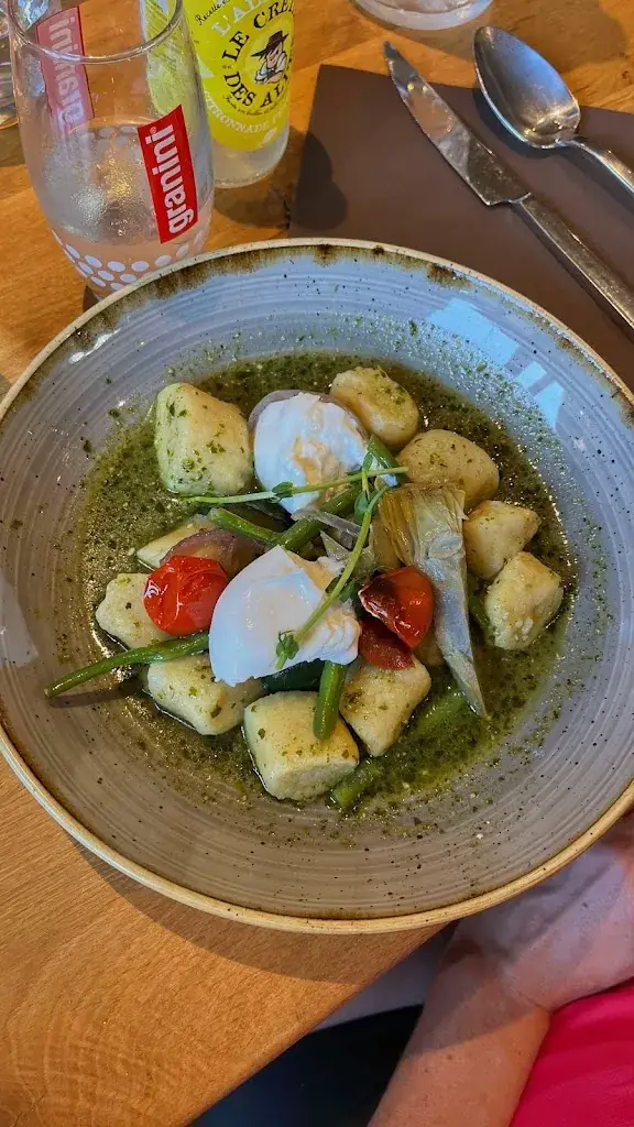 Ilona Vals_Restaurant 