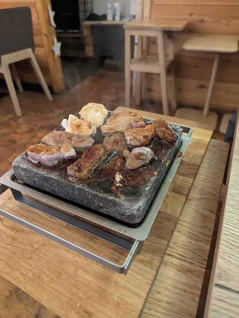 Lilia Kozlovska_le refuge_Salle-les-Alpes_Bewertung