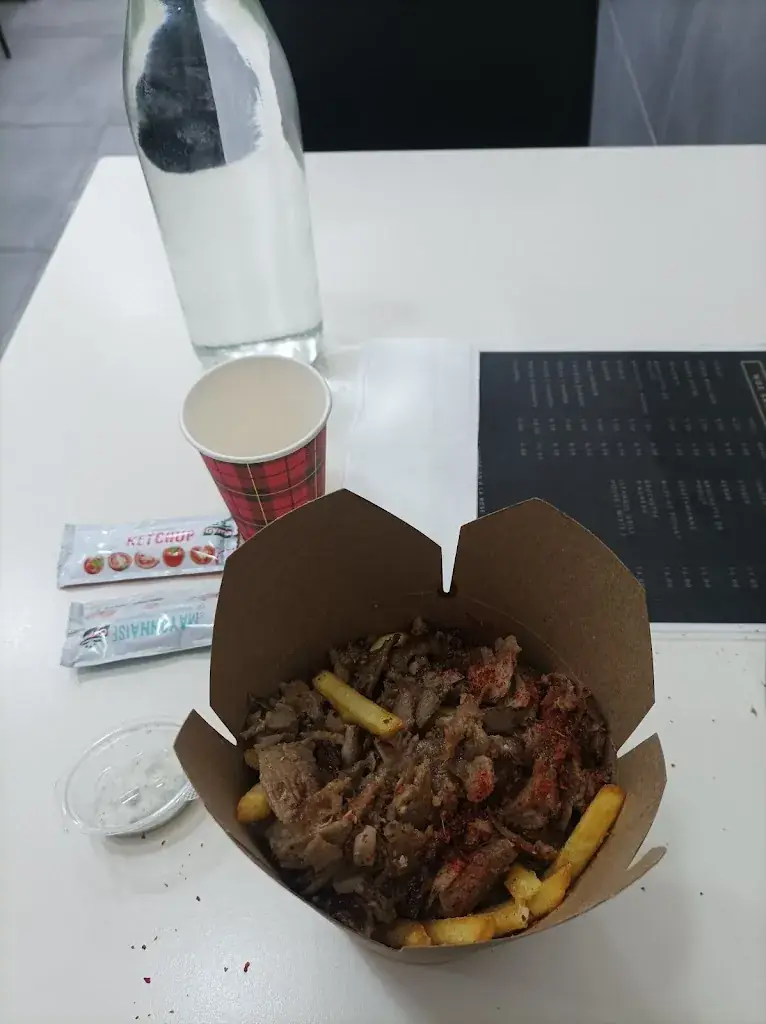 Zyx A._Istanbul Grill House_Marseille_review