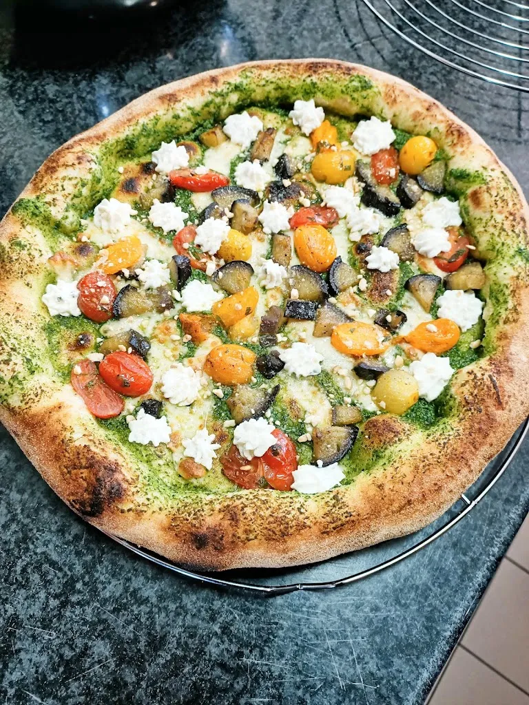 MAISON NAPOLITAINE & L'Angelis_Marseille_slider_image_3