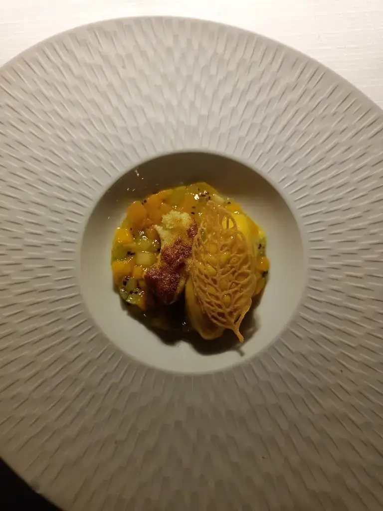 Sarah AMMAR_Les Trois Forts_Marseille_review