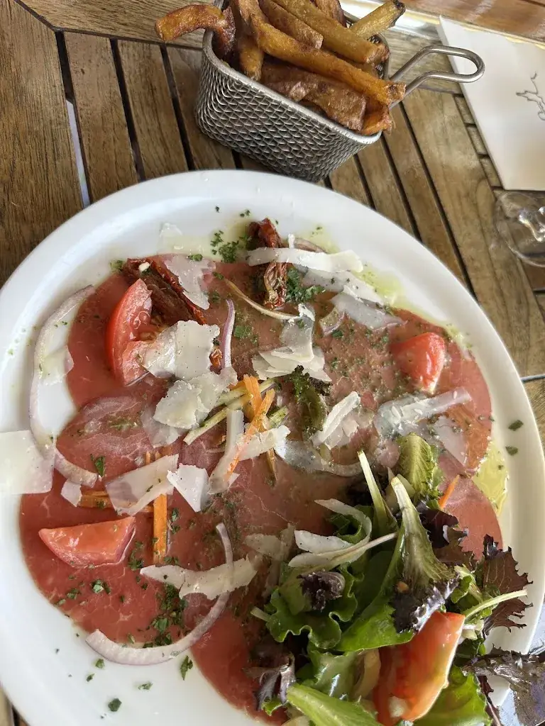 Leigh Martinuzzi_L'Espigoulier_Marseille_review