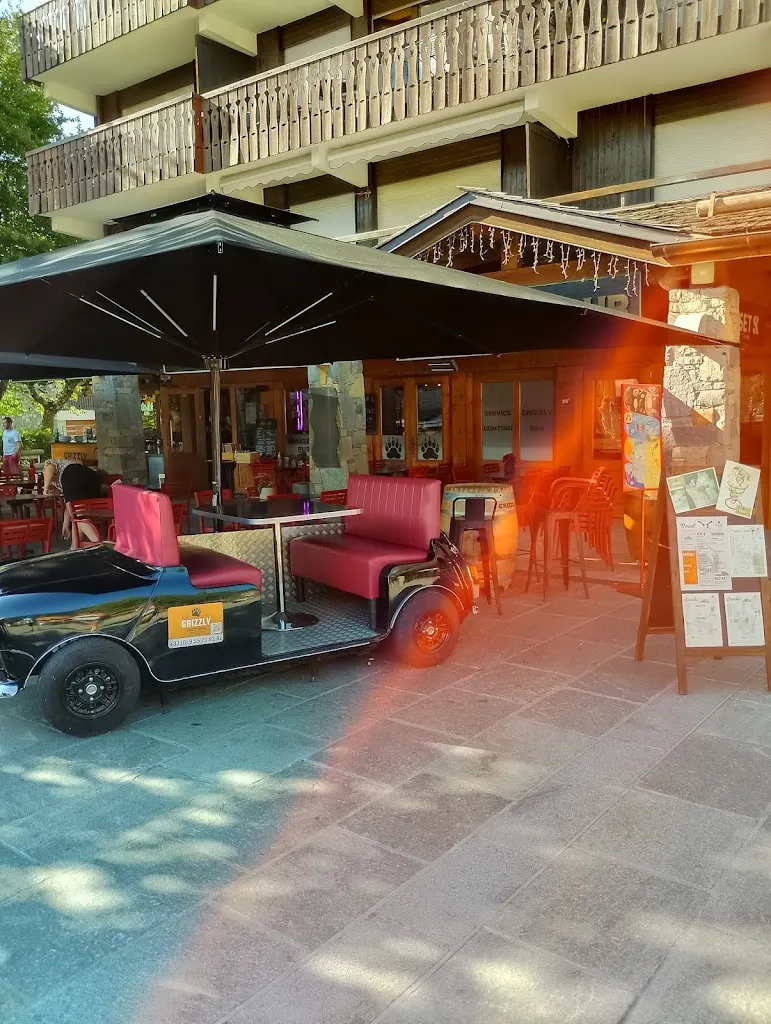 Grizzly pub restaurant in Arâches-la-Frasse