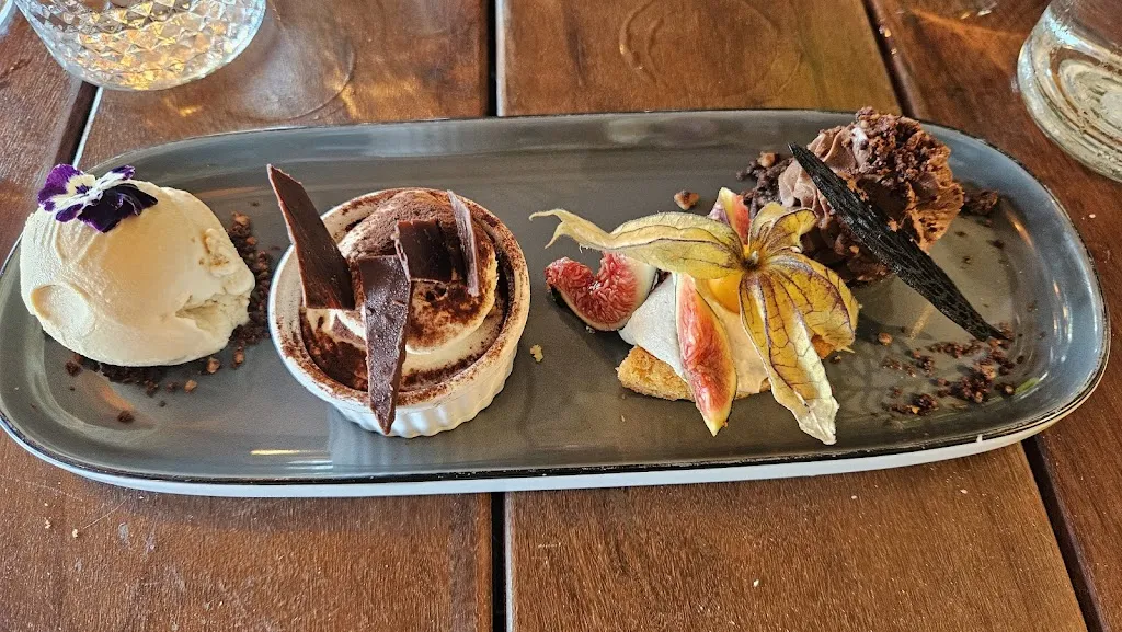 Le 111_Pradet_slider_image_3