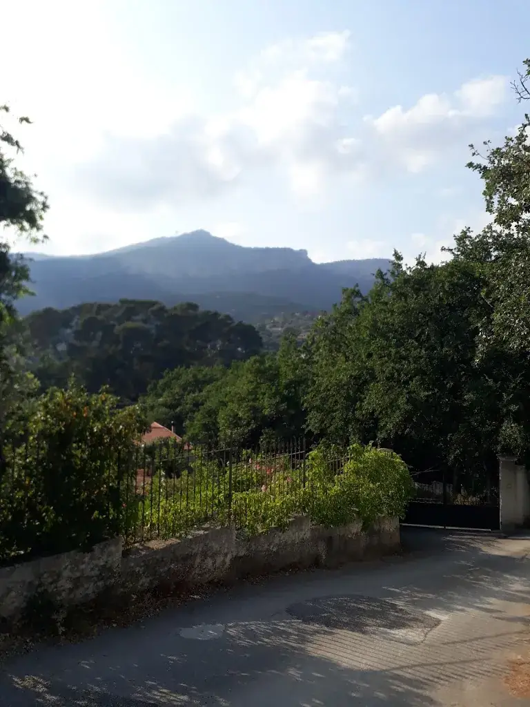 Fabienne HILDWEIN_Pons Liliane_Revest-les-Eaux_review