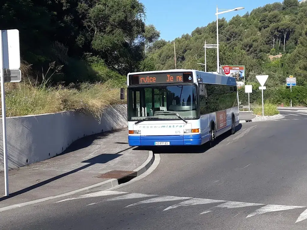 Pons Liliane_Revest-les-Eaux_slider_image_2