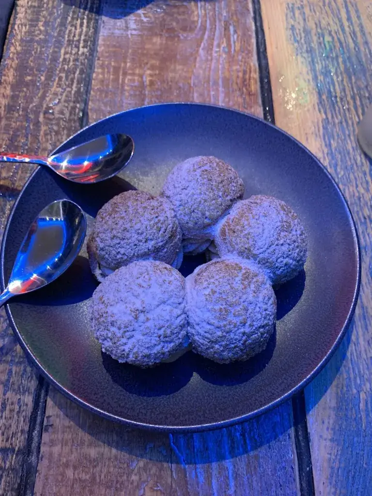 Donna NiCuarta_Factory Avignon_Pontet_review