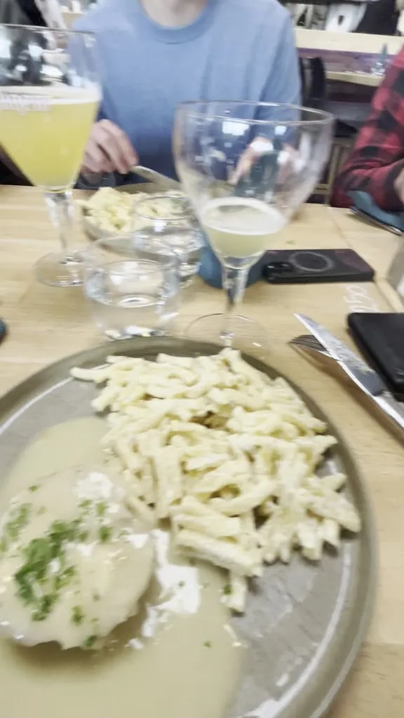 310 à table_Oullins-Pierre-Bénite_slider_image_2