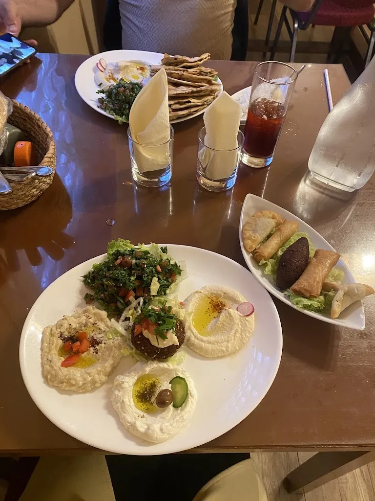 Le Libanais_Pontet_slider_image_3