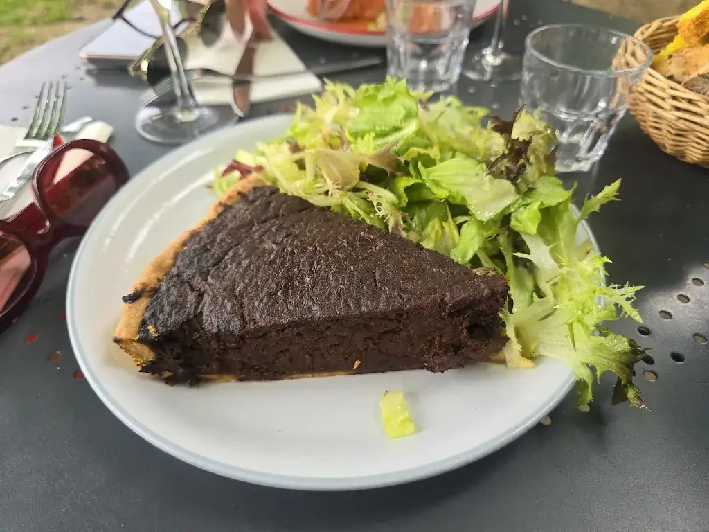 Manana Asatiani_La Terrasse Provençale_Puy-Sainte-Réparade_review