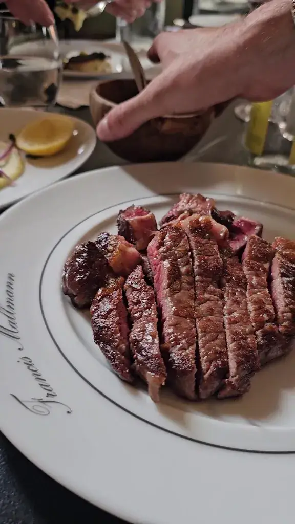 Restaurant Francis Mallmann en Provence_Puy-Sainte-Réparade_slider_image_2