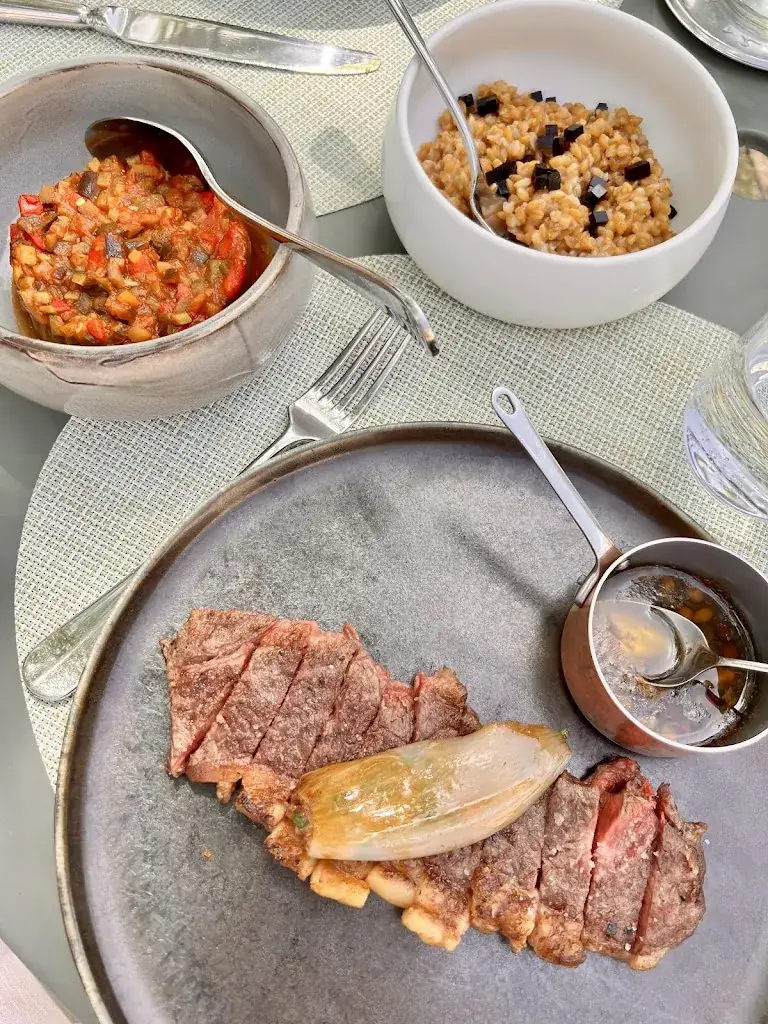 Menu_Restaurant L'Orangerie du Château de Fonscolombe_Puy-Sainte-Réparade_image_9