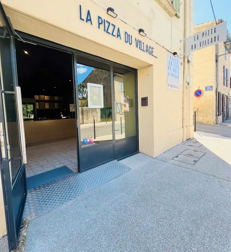 La Pizza du Village restaurant in Puy-Sainte-Réparade