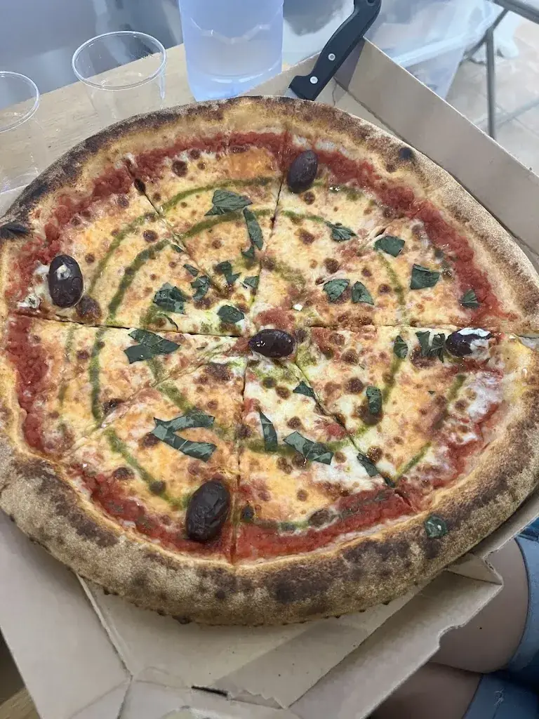 La Pizza du Village_Puy-Sainte-Réparade_slider_image_3