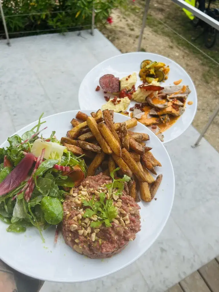 Bistrot le p'tit bouchon - Domaine Saint Louis la Manuelle_Thoronet_slider_image_2