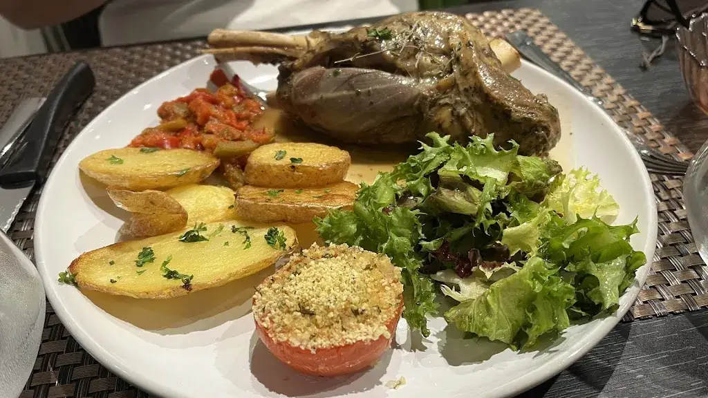 Chez Nous Le Thoronet_Thoronet_slider_image_3