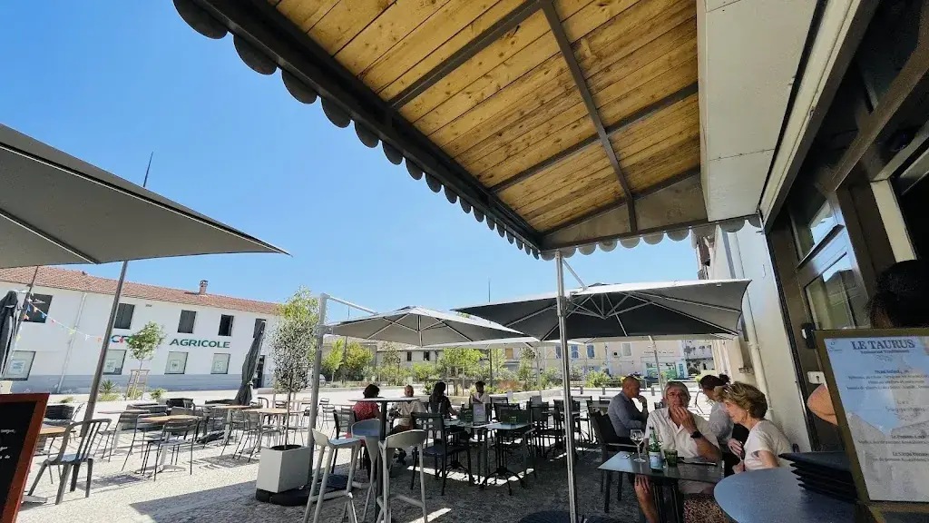 Le Taurus restaurant in Thor