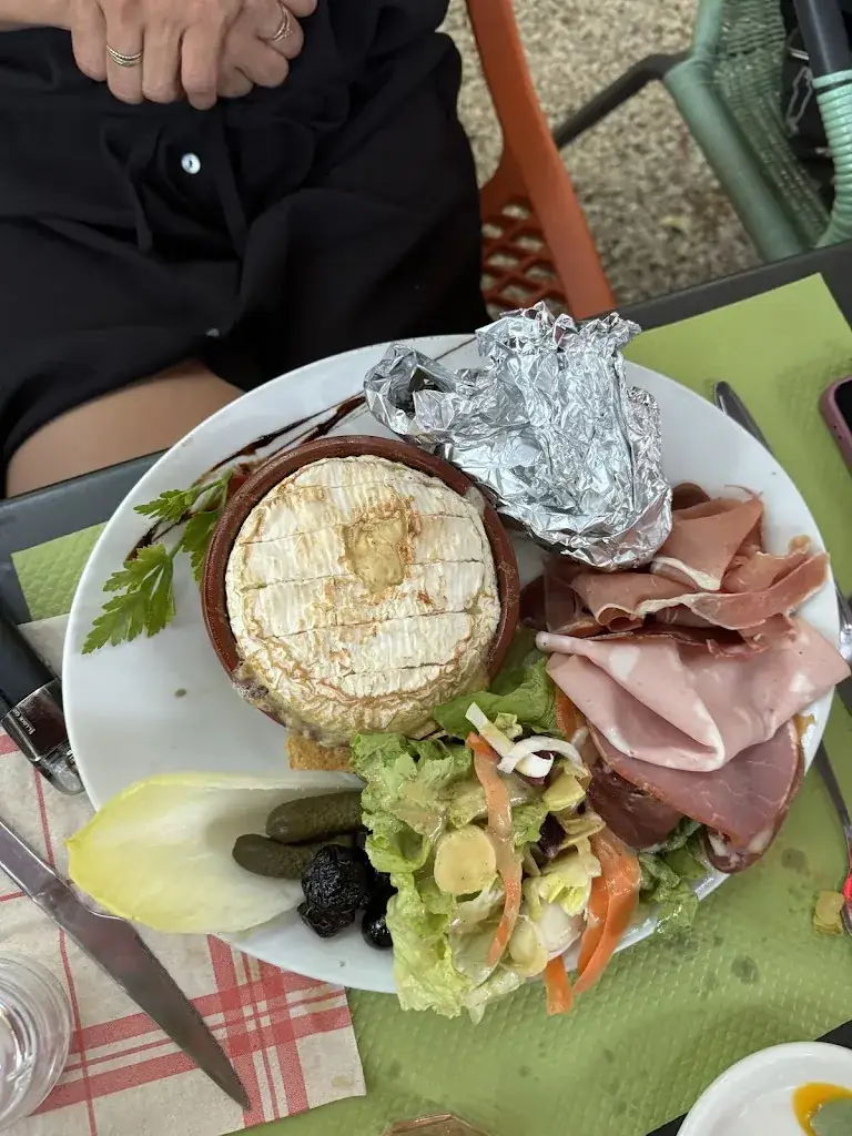 Le Relais Bleu_Tholonet_slider_image_2