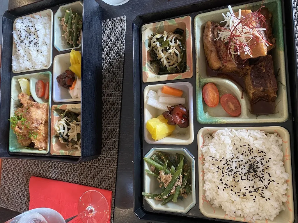 Violeta Fujiwara_Ajito Restaurant Japonais Aix en Provence_Tholonet_review