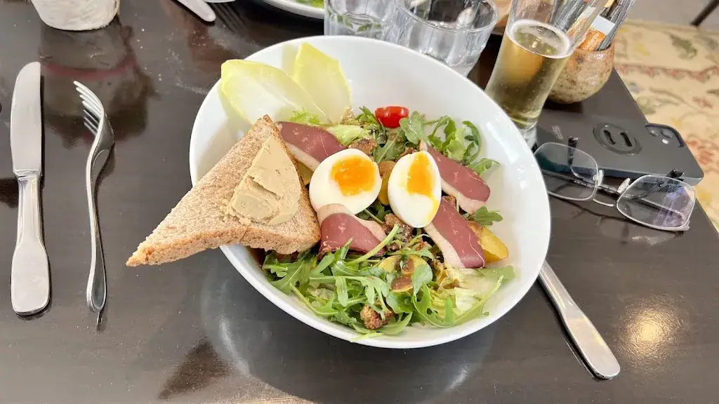 mika Goeke Thiercelin_Restaurant La Parenthèse_Tignet_review