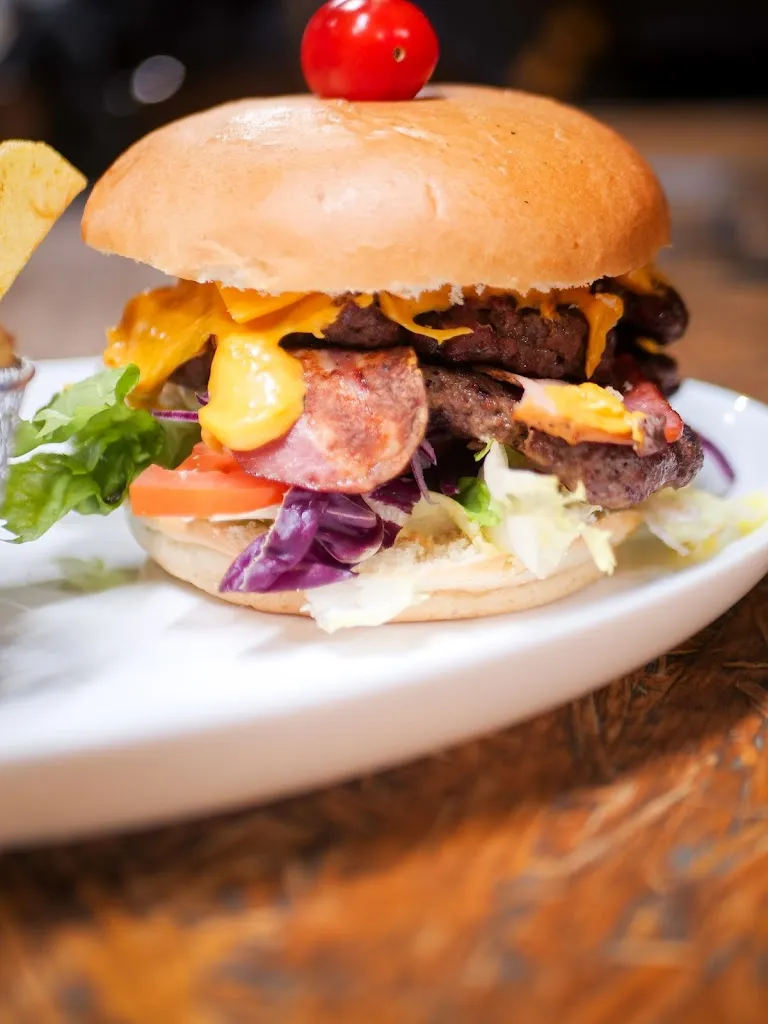 HANGAR GRILL_Marseille_slider_image_2